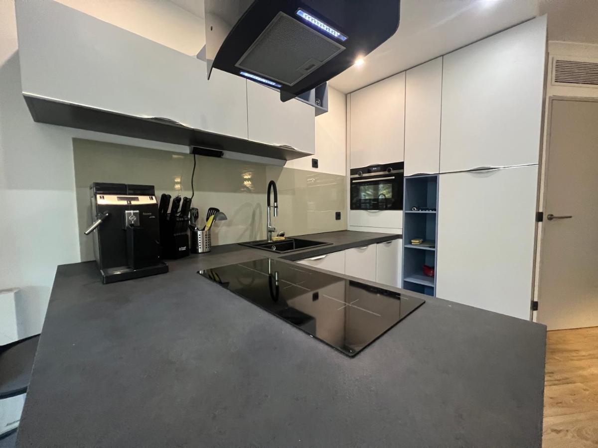 Appartement T2 / La Defense 库尔布瓦 外观 照片